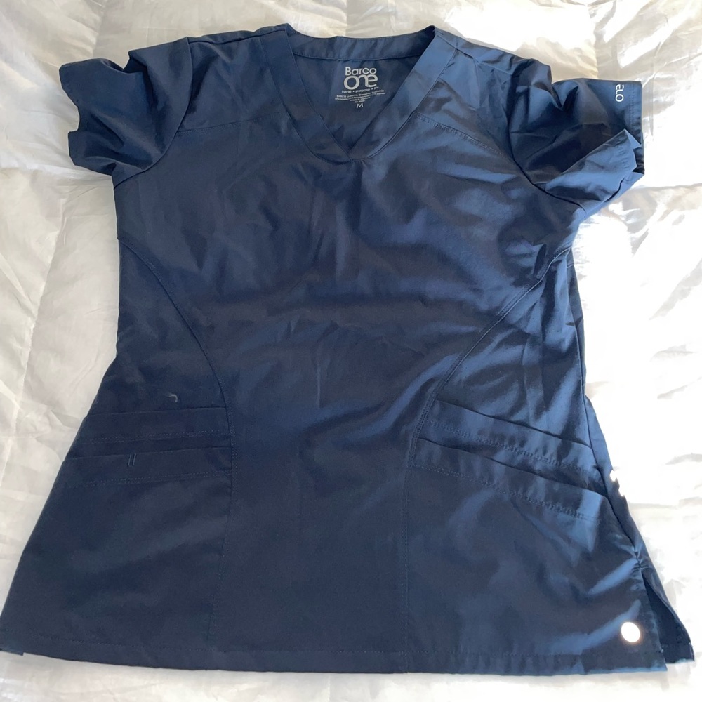 Barco one scrub top, steel color size medium